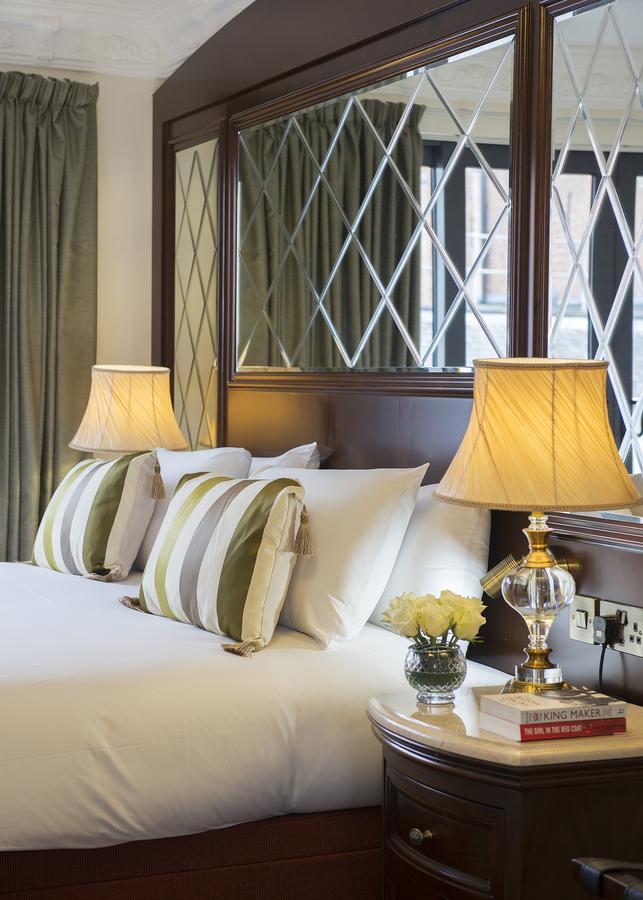 The George Street Hotel อ็อกซ์ฟอร์ด ภายนอก รูปภาพ A bedroom at the hotel